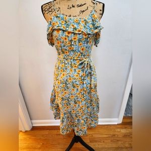 Lovestitch Dress with Daisies - Size M -SAME DAY SHIP - ORDER BY 4PM PST